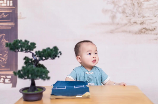 平顶山宝宝喉咙长泡发烧 平顶山宝宝喉咙长泡发烧